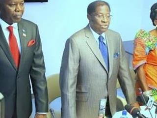 Les délégués au dialogue font forte pression sur Kabila 