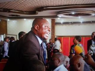 RDC: Kodjo lance le dialogue dans la confusion