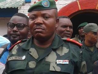RDC : Fausse alerte, le Général Mundos qui fut convoqué à Kinshasa est plutôt renforcé par deux nouveaux généraux 
