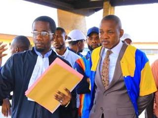 Justice : détention de Mike Mukebay ce vendredi, Lamuka met en garde contre un éventuel maintien 