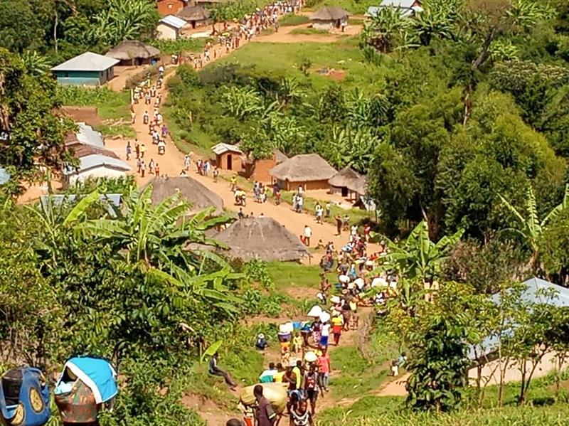 Ituri : Les postes douaniers d’Anzida et Karombo saccagés par la population, la société civile déplore la persistance de la barbarie