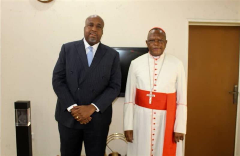 RDC : Tête-à-tête Molendo Sakombi et le Cardinal Fridolin Ambongo