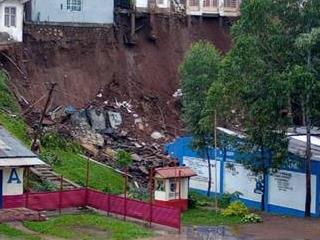 BUKAVU : Pluie diluvienne du 17 janvier, Théo Ngwabidje ordonne le déguerpissement des familles des maisons touchées