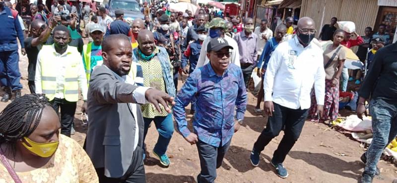 BUKAVU/ infrastructures : Théo Ngwabidje s'engage à réhabiliter la voirie du quartier Cimpunda