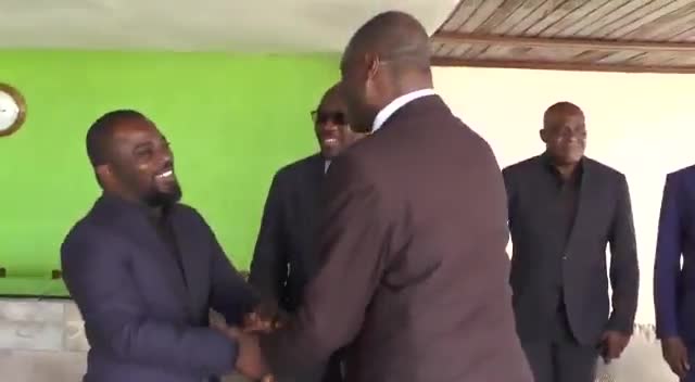 Kalemie: le Ministre Sele Yalaghuli marqué par les réalisations du Gouvernement Zoé Kabila. (Vidéo)